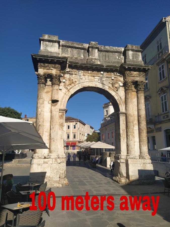 Gasthuis Roman Arch- Low Budget Doublebed In Top Center *